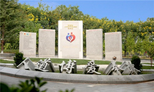 西安公墓哪里的好價(jià)格底-哪里價(jià)格底？西安公墓怎么選？